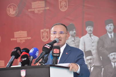 Bekir Bozdağ: 'Terörsüz Türkiye', aziz milletlerimizin de hedefidir