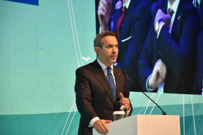 Bakan Bayraktar: Aldığımız cesur kararlarla adeta sessiz bir devrim gerçekleştirdik