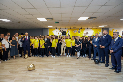 Türkiye'nin ilk ve tek yapay zeka bölümünde yeni dönemin ilk ders zili çaldı