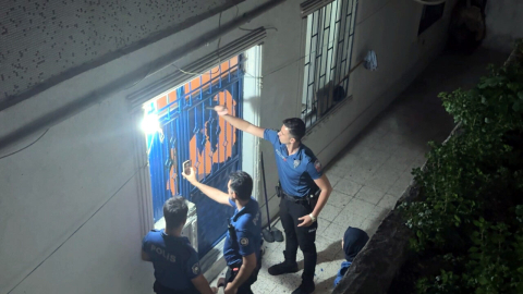 İstanbul- Avcılar'da evdekileri tehdit etti, bıçakla kendini yaraladı; polise saldırınca bacağından vuruldu
