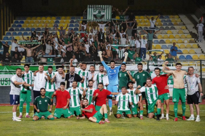 Muğlaspor İzmir'de patladı
