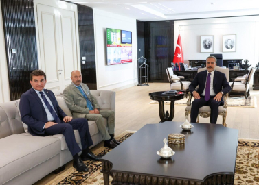 Bakan Fidan, OYAK Yönetim Kurulu Başkanı Aksakallı'yı kabul etti