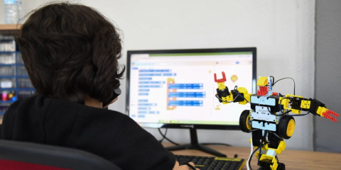 Bakanlıktan öğrencilere yönelik 'Dijital Dünyayı Güvenli Kullanım Eğitimi'