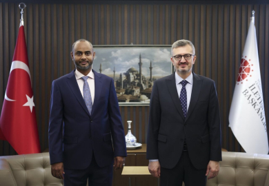 İletişim Başkanı Duran, Somali Limanlar ve Deniz Ulaştırma Bakanı Nur ile bir araya geldi