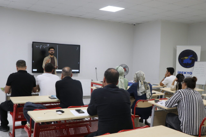 İranlıların yoğun olarak geldiği Van'da Farsça dil kursu açıldı