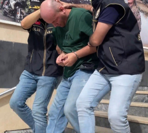İstanbul- 10 yıldır aranan hükümlü Sultanbeyli'de yakalandı