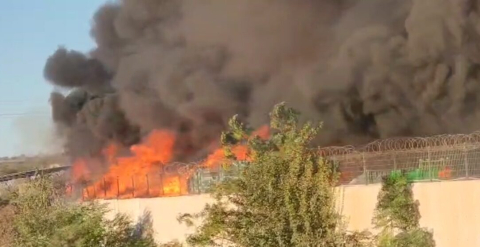 Adana'da zincir marketin deposundan yangın