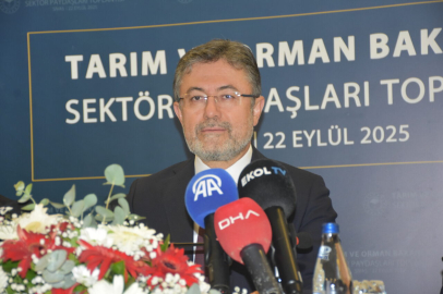 Bakan Yumaklı: Çocuklarımıza tarımı ve ormanı sevdirmek artık milli bir görev (2)