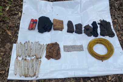 PKK'lı teröristlerin kullandığı mağarada patlayıcı maddeler ele geçirildi