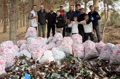 8 yıldır doğadaki çöpleri topluyorlar