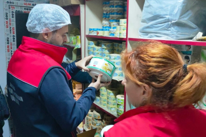 Ankara'da 3 tonun üzerinde bozuk süt ürünü imha edildi