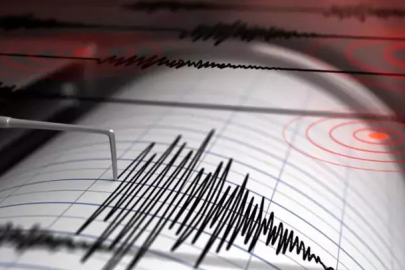 Endonezya’da 6.1 büyüklüğünde deprem