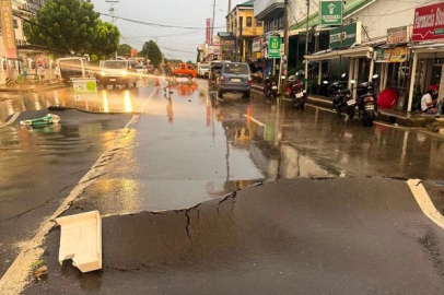 Filipinler'de yaşanan 6.9 büyüklüğündeki depremde hayatını kaybedenlerin sayısı 72'ye yükseldi