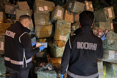 Ağrı'da 40 milyon lira değerinde gümrük kaçağı oyuncak ve kalem ele geçirildi