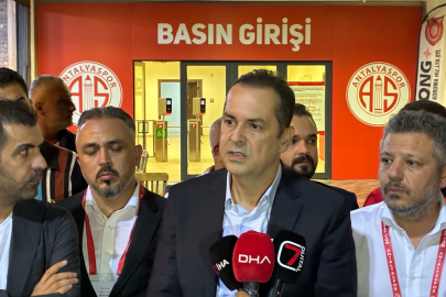 Hesap.com Antalyaspor Başkanı Rıza Perçin: Emre hoca ile devam edeceğiz