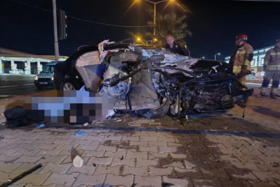 Manisa'da TIR ile otomobil çarpıştı: 1 ölü, 3 yaralı