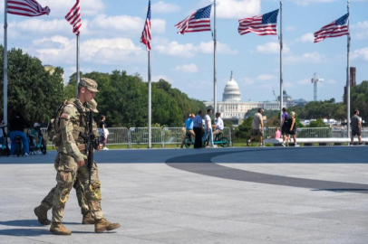 ABD'de Oregon, Illinois ve diğer eyaletler için 400 Ulusal Muhafız görevlendirildi
