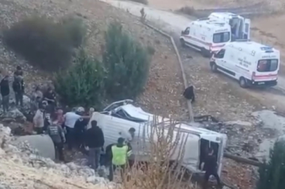 Tarım işçilerini taşıyan minibüs şarampole yuvarlandı: 5 ölü, 14 yaralı