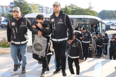 Sahte alkol raporu operasyonunda 13 şüpheli adliyeye sevk edildi