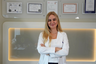 ‘Uykusuzluk ve alkol küme baş ağrılarını tetikleyebilir’
