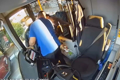 Aydın’da otobüs şoförü Heimlich manevrası ile hayat kurtardı...