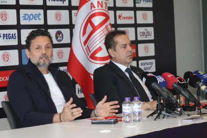 Hesap.com Antalyaspor'da Erol Bulut ile 2 yıllık sözleşme imzalandı