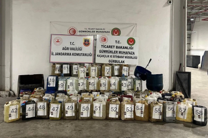 Yolcu otobüsünde 1 ton 167 kilogram sıvı metamfetamin ele geçirildi