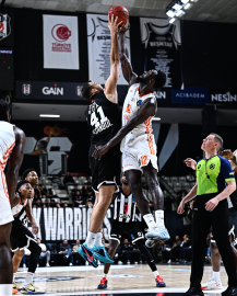 Beşiktaş GAİN - Niners Chemnitz: 93-88