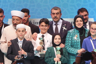 İstanbul - Bakan Tekin: İmam hatip okullarını dünya çapında bir model haline getirmek istiyoruz