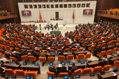 TBMM’de 'mandacı' ve 'alçak' tartışması