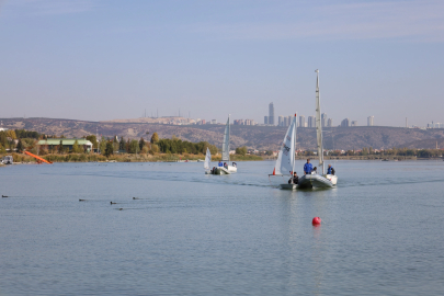 Mogan Gölü'nde yelken etkinliği