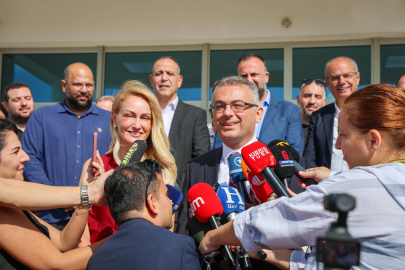 KKTC Cumhurbaşkanı adaylarından CTP Genel Başkanı Erhürman, oyunu kullandı