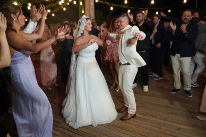 Kosta Rikalı damat ve Türk gelin Antalya'da dünyaevine girdi