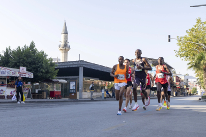 Uluslararası Tarsus Yarı Maratonu koşuldu