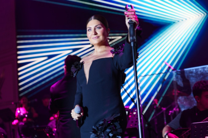 Sibel Can Kıbrıs Gecesinde müzik ziyafeti sundu
