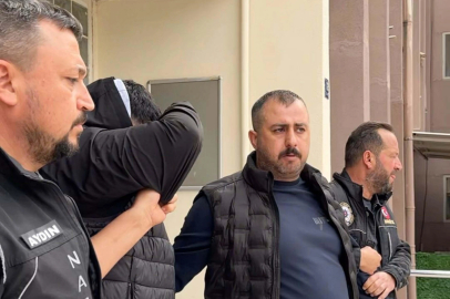 Sürücüsünün ‘dur’ ihtarına uymadığı otomobilden uyuşturucu çıktı; 2 tutuklama