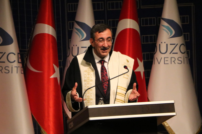 Cevdet Yılmaz: Kampüslerin etrafına zihinsel duvarlar örmeyelim