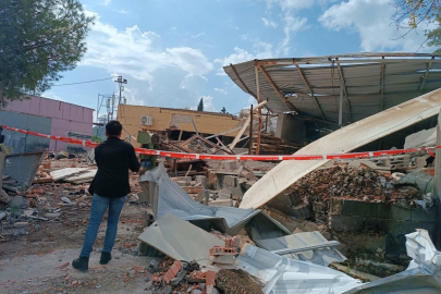 İzmir'de müstakil evde patlama: 1 yaralı