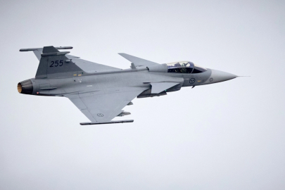 Ukrayna, İsveç’ten Gripen savaş uçağı filosu alacak