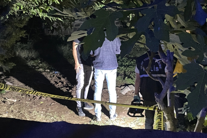 Cami bahçesine gömülmüş bebek cesedi bulundu