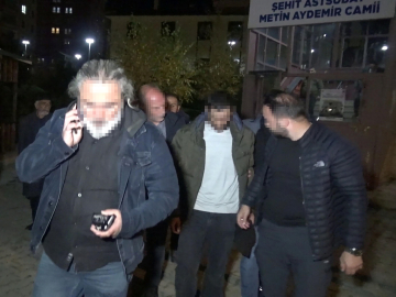 Emniyet müdürlüğünün bahçe duvarına tırmanan şüpheli, polisi alarma geçirdi
