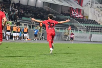 Denizli İdmanyurdu'nun çıkışı sürüyor