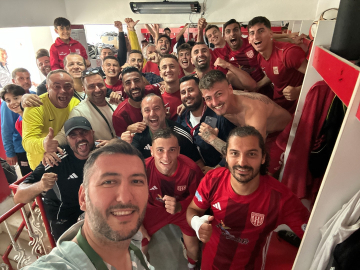 Ayvalıkgücü sol şeritte