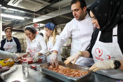 Depremzede kadınlar İstanbul’da ünlü şeflerden eğitim aldı