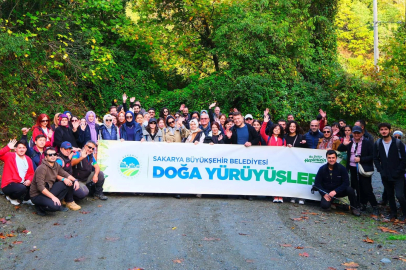 Sonbahar yürüyüşünde doğaseverler Doğançay Şelalesi’nde buluştu