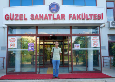 Emekli hakim, 'İçimde hep bir sinemacı varmış' diyerek yeniden öğrenci oldu