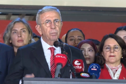 Mansur Yavaş: Karanlığa boyun eğmeden, Cumhuriyet’in ışığında yürümeye devam edeceğiz