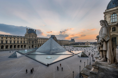 Louvre soygununda 5 yeni şüpheli gözaltına alındı