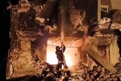 Zelenskiy: Rusya, 650 İHA ve 50 füzeyle Ukrayna'ya saldırdı