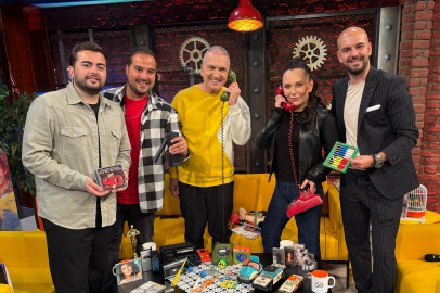 Sibel Alaş: "Adam şarkısını okulda popüler olmak için yazdım"